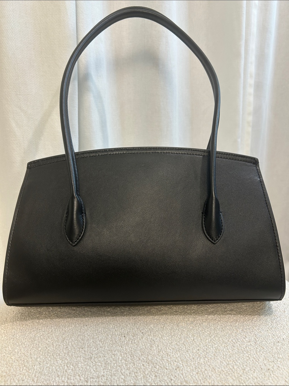 Quince Amelie Black Leather Shoulder Bag - Picture 10 of 17